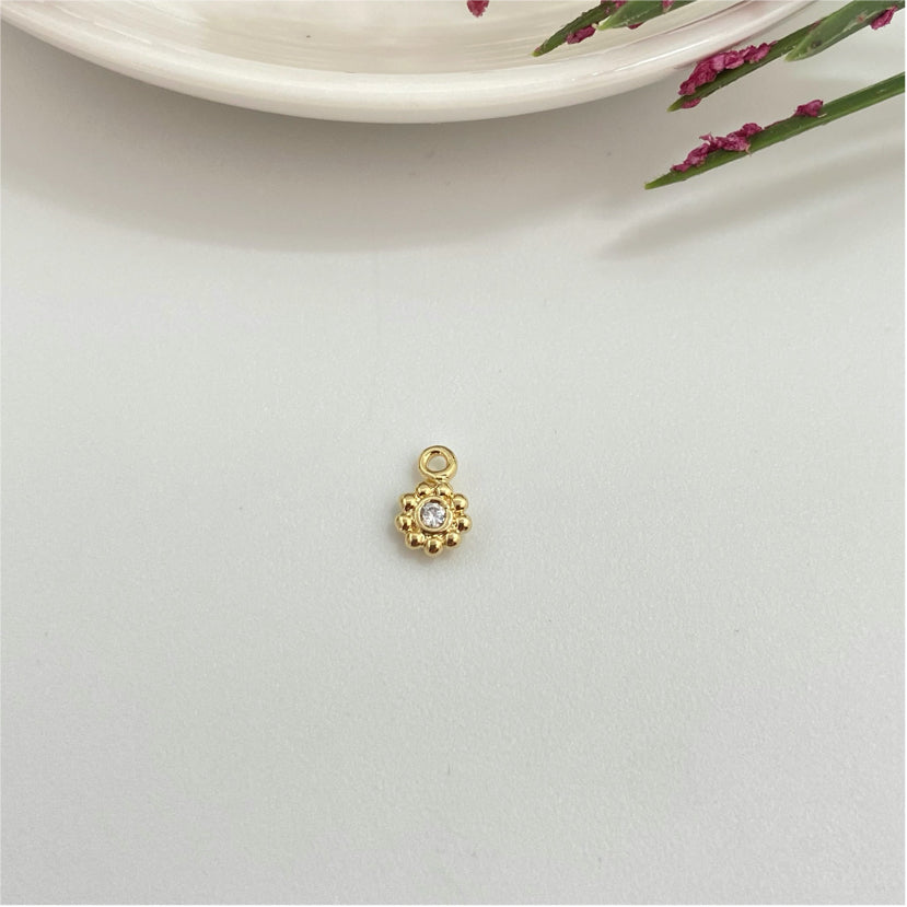 FO812 Colgante Punto de Luz borde con puntitos 5 mm más argollita Figura Baño Oro Figuras Bañadas en Oro y Plata hecho de Bronce Bañado en Oro 18K