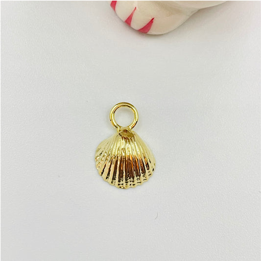 FO838 Colgante Mini Conchita 10x10 mm más argollita Figura Baño Oro Figuras Bañadas en Oro y Plata hecho de Bronce Bañado en Oro 18K Joyas Bañadas en Oro