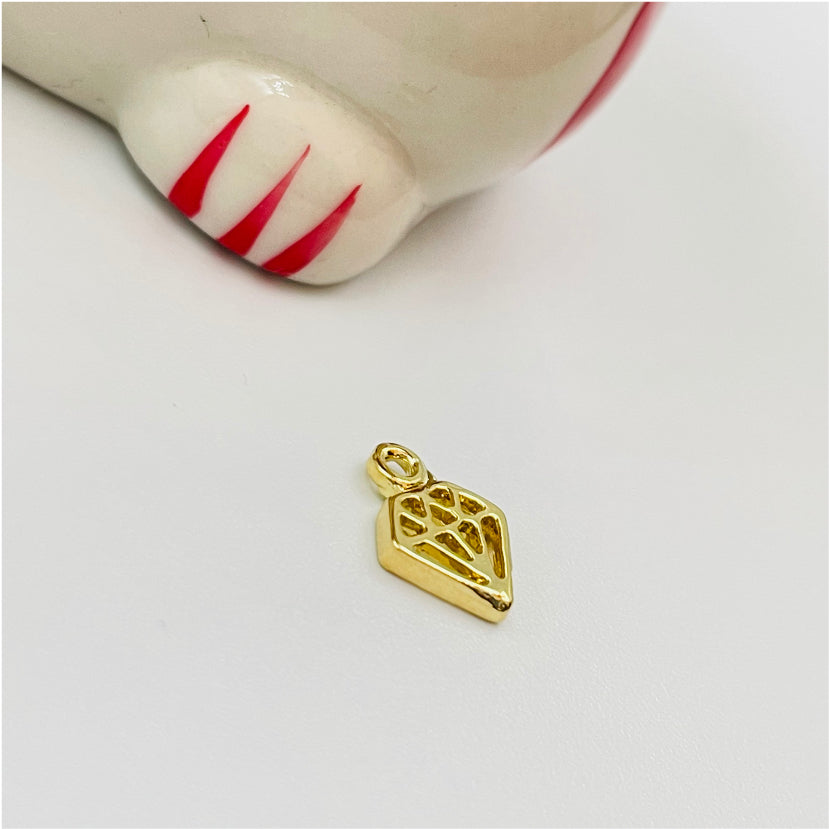 FO845 Colgante Diamante 10x8 mm incluye argollita Figura Baño Oro Figuras Bañadas en Oro y Plata hecho de Bronce Bañado en Oro 18K Joyas Bañadas en Oro