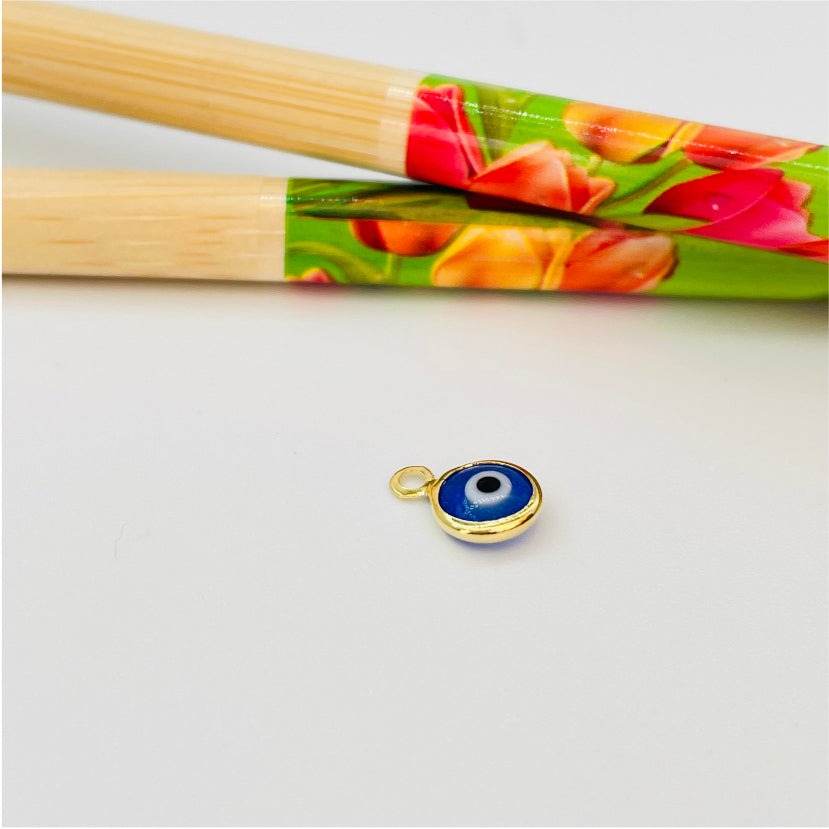 FO852 Colgante Ojo Griego 6 mm mas argollita Figura Baño Oro Figuras Bañadas en Oro y Plata hecho de Bronce Bañado en Oro 18K Joyas Bañadas en Oro
