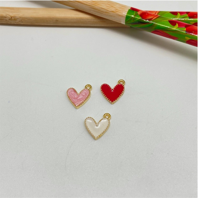 FO941 Colgante Mini Corazón con Resina de Color 9 mm más argollita Figura Baño Oro Figuras Bañadas hecho de Bronce Bañado en Oro 18K Joyas Bañadas en Oro