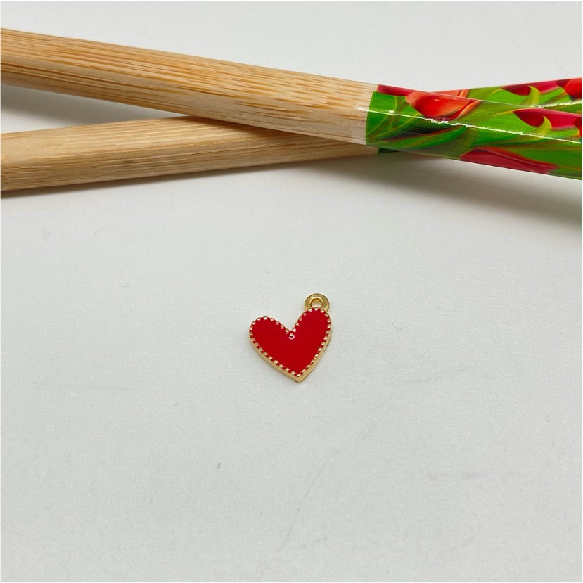 FO941-Magenta Colgante Mini Corazón con Resina de Color 9 mm más argollita Figura Baño Plata Figuras Bañadas hecho de Bronce Bañado en Plata 50 ml Joyas Bañadas en Plata