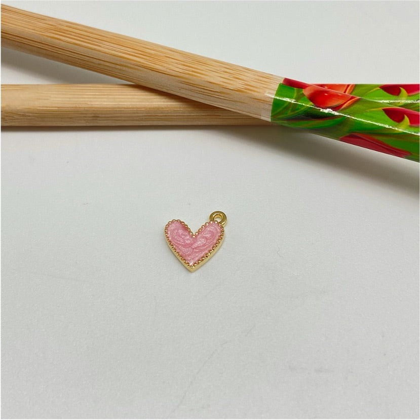 FO941-Rosado Irregular Colgante Mini Corazón con Resina de Color 9 mm más argollita Figura Baño Plata Figuras Bañadas hecho de Bronce Bañado en Plata 50 ml Joyas Bañadas en Plata