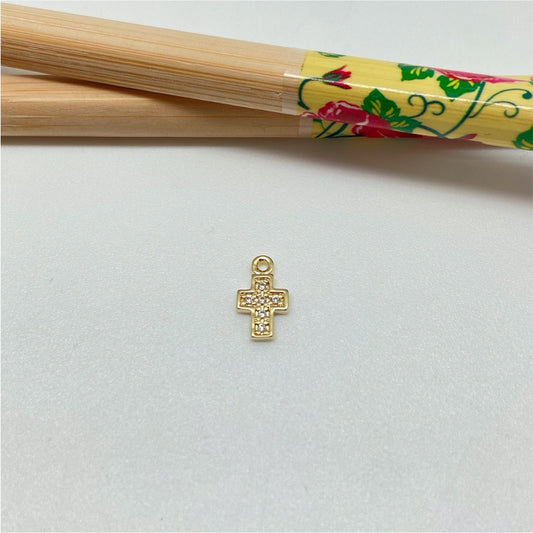FO948 Colgante Mini Cruz con Circones 10x7 mm más argollita Figura Baño Oro Figuras Bañadas hecho de Bronce Bañado en Oro 18K Joyas Bañadas en Oro