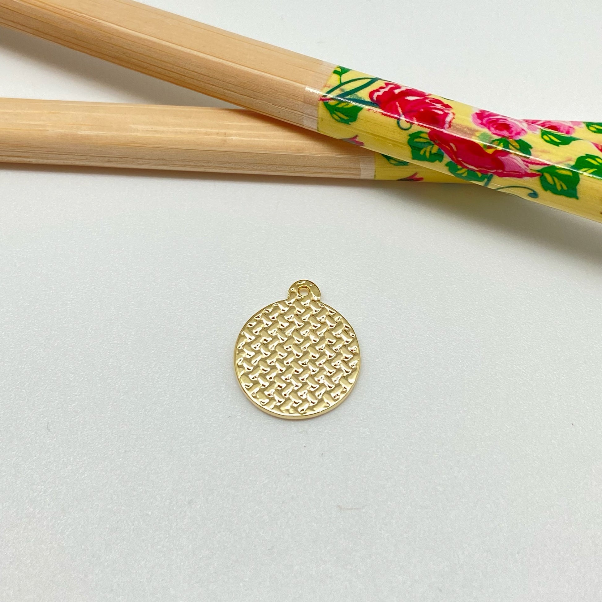 FO950 Colgante Medalla Virgen de los Rayos 14 mm más argollita Figura Baño Oro Figuras Bañadas hecho de Bronce Bañado en Oro 18K Joyas Bañadas en Oro