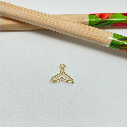 FO953 Colgante Colita de Sirena 7x11 mm más argollita Figura Baño Oro Figuras Bañadas hecho de Bronce Bañado en Oro 18K Joyas Bañadas en Oro