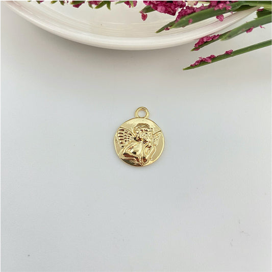 FO986 Colgante Medalla con Ángel en relieve 15 mm más argollita Figura Baño Oro Figuras Bañadas hecho de Bronce Bañado en Oro 18K Joyas Bañadas en Oro