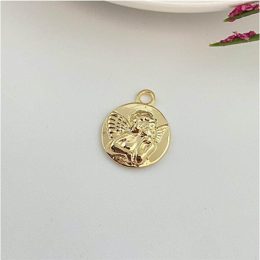 FO986 Colgante Medalla con Ángel en relieve 15 mm más argollita Figura Baño Oro Figuras Bañadas hecho de Bronce Bañado en Oro 18K Joyas Bañadas en Oro