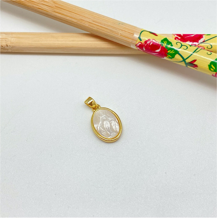FO997 Colgante Ovalado Virgen de los Rayos o Milagrosa tallada en nácar 13 x 10 mm más valier Figura Baño Oro Figuras Bañadas hecho de Bronce Bañado en Oro 18K Joyas Bañadas en Oro