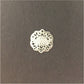 FP207 Figura Calada 15 x 16 mm 3 perforaciones inferiores Figura Baño Plata Figuras Bañadas en Oro y Plata hecho de Bronce Bañado en Plata 50 ml
