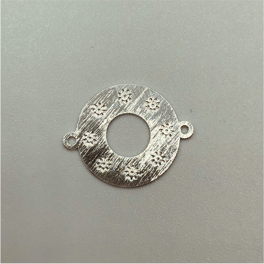 FP217 18 mm conector flores estampadas Figura Baño Plata Figuras Bañadas en Oro y Plata hecho de Bronce Bañado en Plata 50 ml