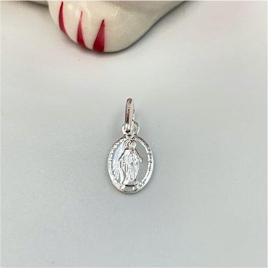FP231 Virgen Milagros 8x6 mm Figura Baño Plata Figuras Bañadas en Oro y Plata hecho de Bronce Bañado en Plata 50 ml