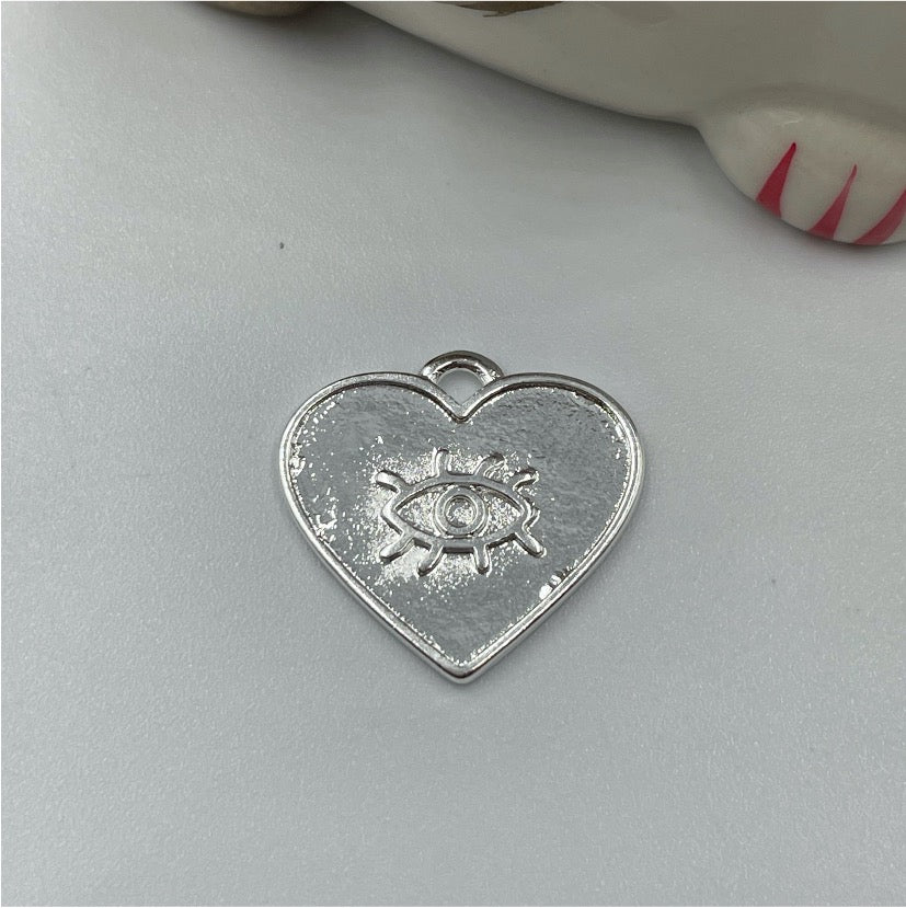 FP461 Corazón Ojo Turco Figura Bano Plata Figuras Banadas en Oro y Plata hecho de Bronce Banado en Plata 50 ml 2