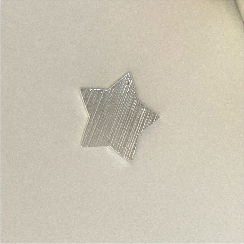 FP475 Estrella Lijada 16 mm Figura Bano Plata Figuras Banadas en Oro y Plata hecho de Bronce Banado en Plata 50 ml 2