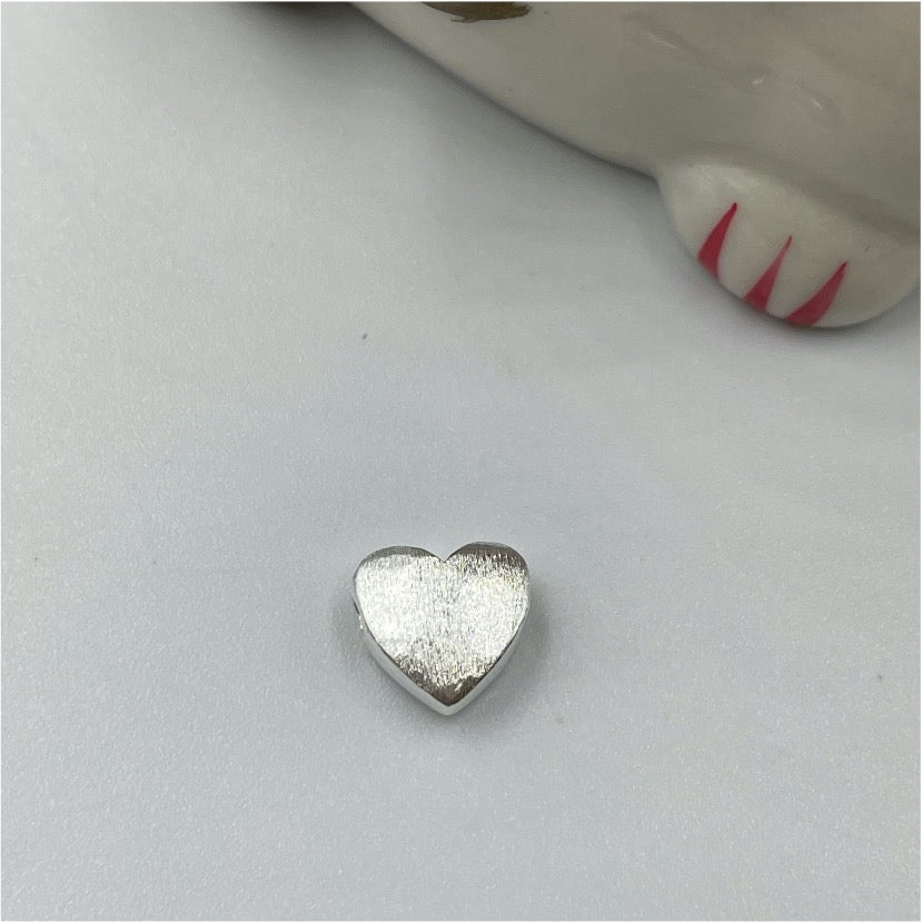 FP756 Corazón Lijado pasado 10 mm perforación 2 mm Figura Baño Plata Figuras Bañadas en Oro y Plata hecho de Bronce Bañado en Plata 50 ml Joyas Bañadas en Plata