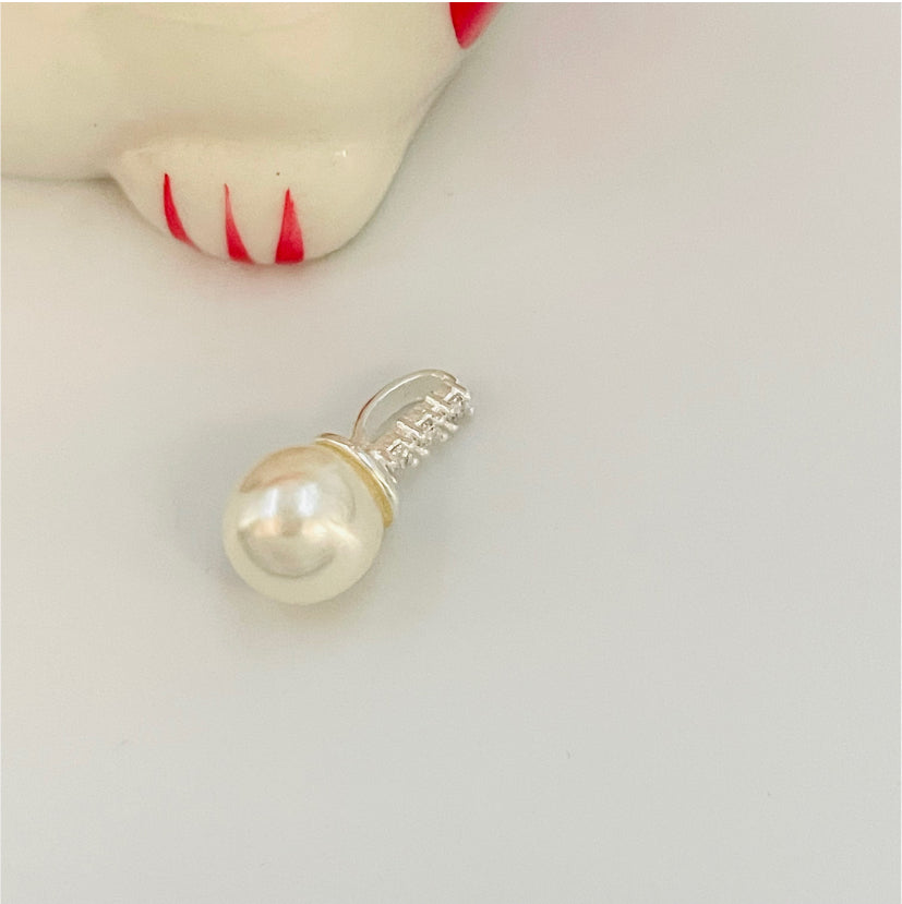 FP798 Colgante Perla con Balier fijo con circones Perla dia. 8 mm Balier 8 mm Figura Baño Plata Figuras Bañadas en Oro y Plata hecho de Bronce Bañado en Plata 50 ml