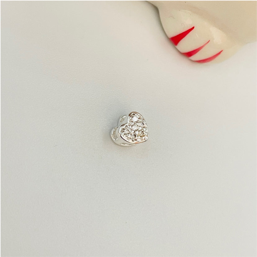 FP805 Colgante Mini Corazón para pasar 6 mm Figura Baño Plata Figuras Bañadas en Oro y Plata hecho de Bronce Bañado en Plata 50 ml