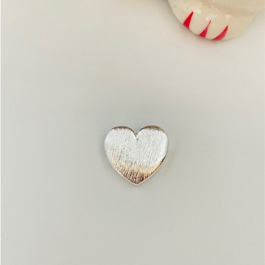 FP808 Colgante corazón lijado para pasar 11 mm Figura Baño Plata Figuras Bañadas en Oro y Plata hecho de Bronce Bañado en Plata 50 ml