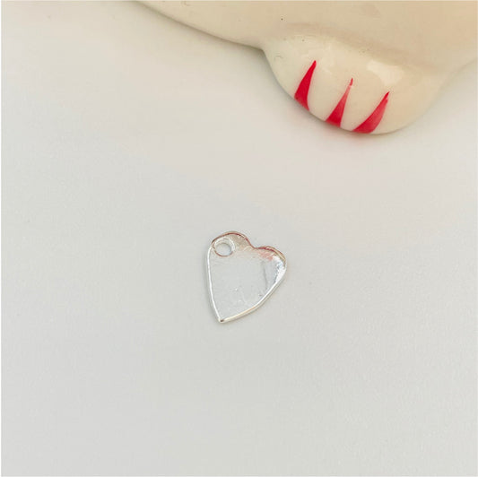 FP817 Colgante Corazón liso ladeado 10x6 mm Figura Baño Plata Figuras Bañadas en Oro y Plata hecho de Bronce Bañado en Plata 50 ml
