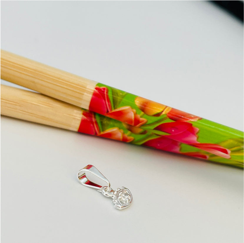 FP862 Colgante Mini Ojo Griego con 1 circón 6x8 mm mas balier Figura Baño Plata Figuras Bañadas en Oro y Plata hecho de Bronce Bañado en Plata 50 ml Joyas Bañadas en Plata