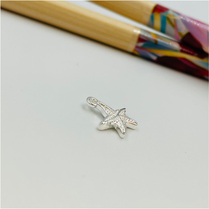 FP882 Colgante Estrella de Mar 10x10 mm más argollita Figura Baño Plata Figuras Bañadas en Oro y Plata hecho de Bronce Bañado en Plata 50 ml Joyas Bañadas en Plata
