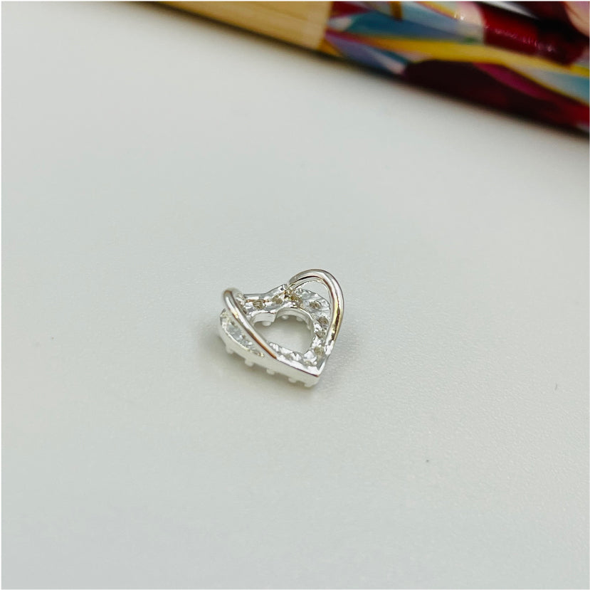 FP885 Colgante Corazón Calado con circones para pasar 8x8 mm Figura Baño Plata Figuras Bañadas en Oro y Plata hecho de Bronce Bañado en Plata 50 ml Joyas Bañadas en Plata