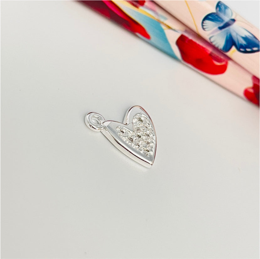 FP896 Colgante Corazón Puntudo con circones 100 más argollita Figura Baño Plata Figuras Bañadas en Oro y Plata hecho de Bronce Bañado en Plata 50 ml Joyas Bañadas en Plata