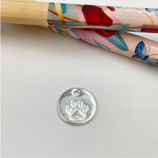 FP923 Medalla Patita de Perro estampada diá. 12 mm Figura Baño Plata Figuras Bañadas en Oro y Plata hecho de Bronce Bañado en Plata 50 ml Joyas Bañadas en Plata