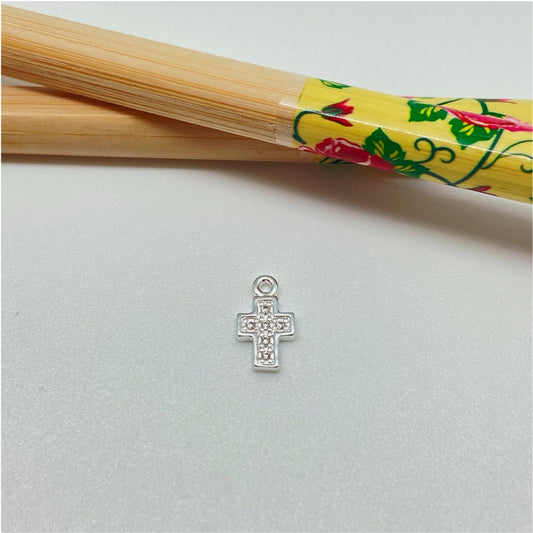 FP948 Colgante Mini Cruz con Circones 10x7 mm más argollita Figura Baño Plata Figuras Bañadas hecho de Bronce Bañado en Plata 50 ml Joyas Bañadas en Plata