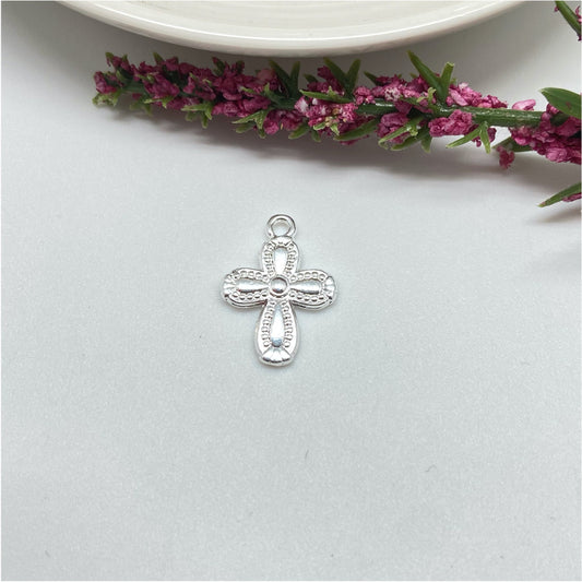 FP972 Colgante Cruz con relieve borde rutilado 15x12 mm más argollita Figura Baño Plata Figuras Bañadas hecho de Bronce Bañado en Plata 50 ml Joyas Bañadas en Plata