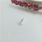 FP983 Colgante Gota Cuarzo Cristal con tres bolitas en borde inferior 13x7 mm  Figura Baño Plata Figuras Bañadas hecho de Bronce Bañado en Plata 50 ml Joyas Bañadas en Plata