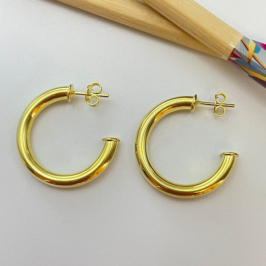 XO295 Argolla Lisa diametro 27 mm Espesor 4 mm Aro Baño Oro Aro Baño Oro Aros Bañados hecho de Bronce Bañado en Oro 18K Joyas Bañadas en Oro