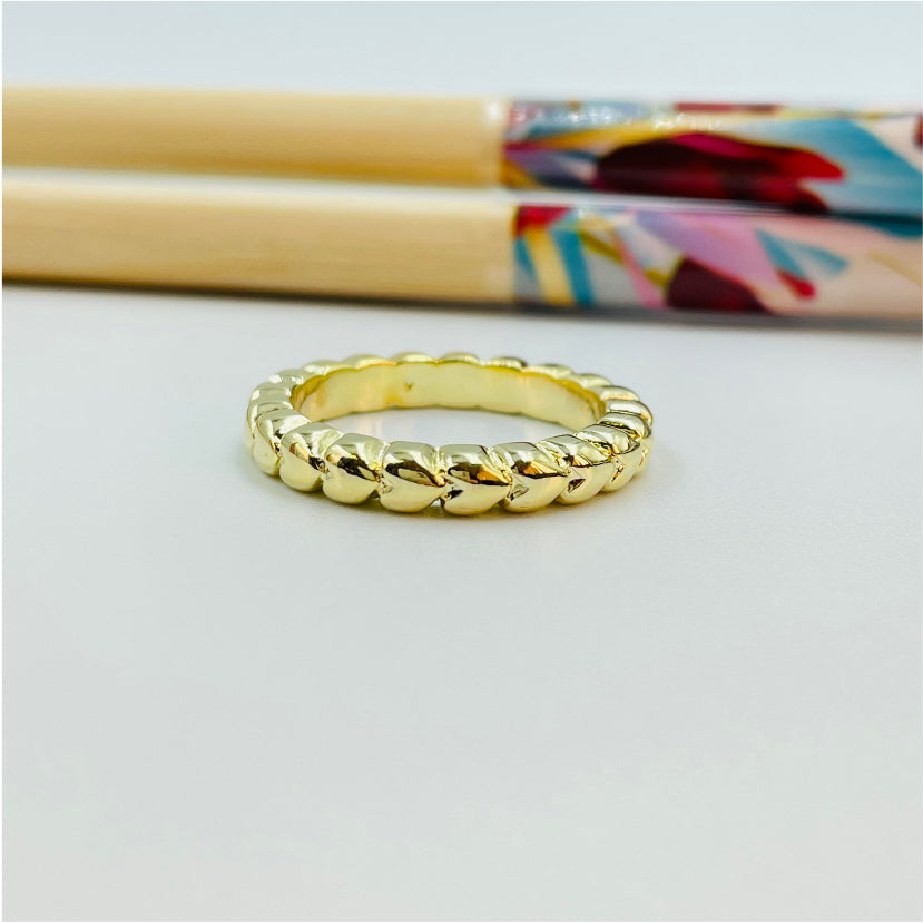 WO24 Anillo Completo de Corazones Anillo Baño Oro Anillos Bañados en Oro y Plata hecho de Bronce Bañado en Oro 18K Joyas Bañadas en Oro