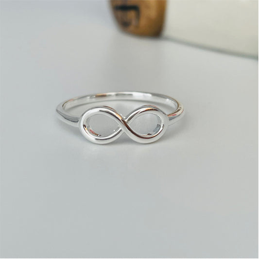 WP34 Anillo Infinito Calado de 12x5 mm Ancho Argolla 1.5 mm Anillo Baño Plata Anillos Bañados en Oro y Plata hecho de Bronce Bañado en Plata 50 ml Joyas Bañadas en Plata