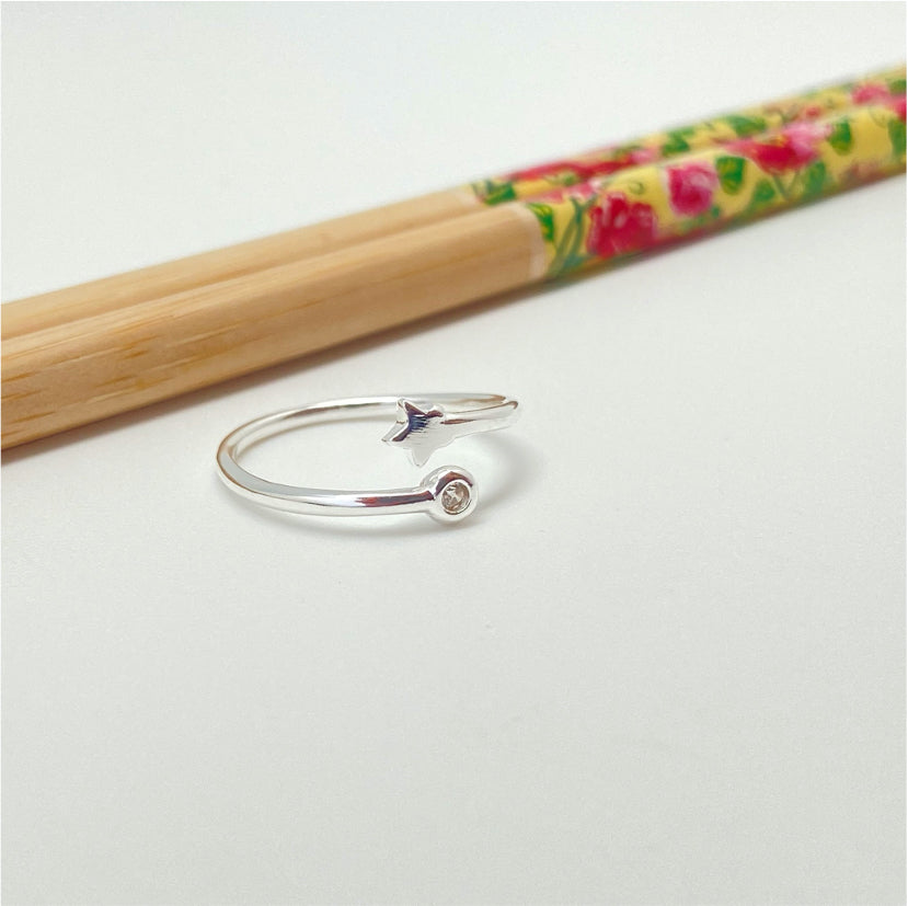 WP49 Anillo Ajustable Estrella 5 mm y Punto de Luz 3.5 mm en puntas Ancho Argolla 1.5 mm Anillo Baño Plata Anillos Bañados hecho de Bronce Bañado en Plata 50 ml Joyas Bañadas en Plata