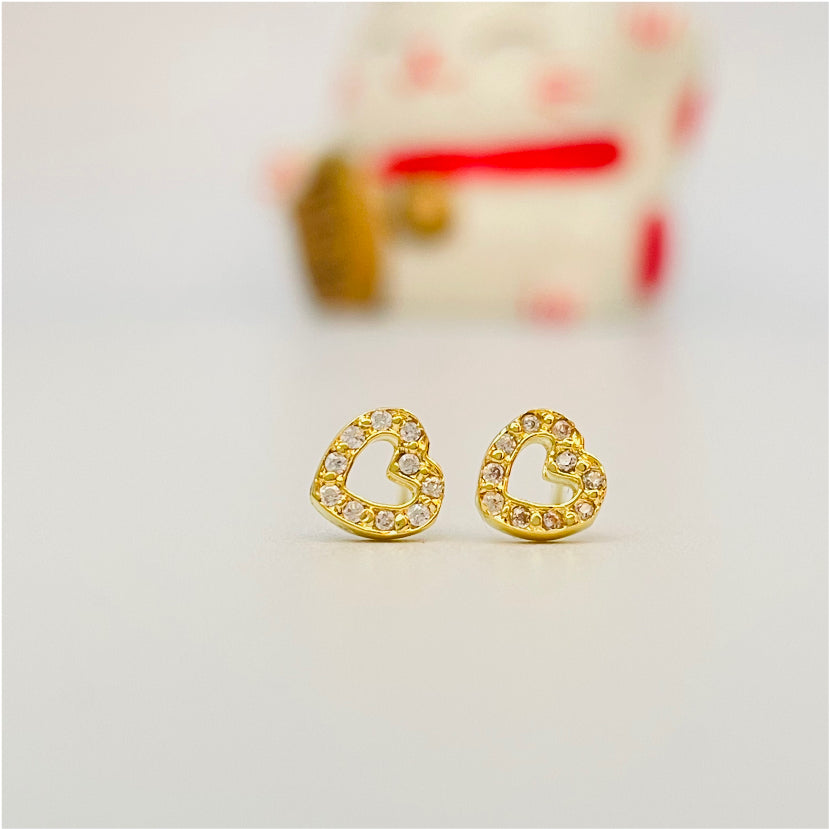 XO136 Aro Corazon Mini Calado con circones 8 x 6 mm Aro Baño Oro Aros Bañados en Oro y Plata hecho de Bronce Bañado en Oro 18K Joyas Bañadas en Oro