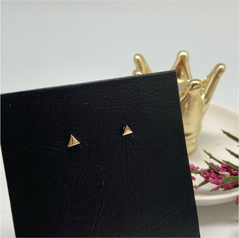 XO137 Aro Mini Triangulo 4 mm Aro Baño Oro Aros Bañados en Oro y Plata hecho de Bronce Bañado en Oro 18K Joyas Bañadas en Oro