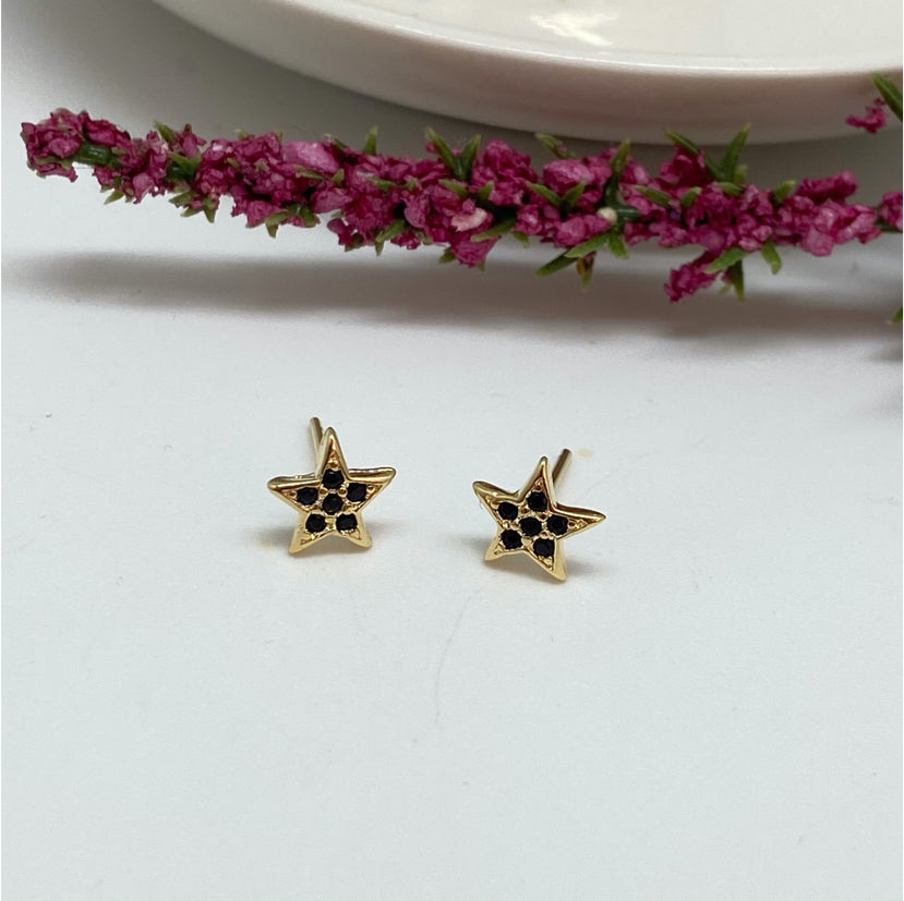 XO142 Aro Estrella Con circones Negros 8 mm Aro Baño Oro Aros Bañados en Oro y Plata hecho de Bronce Bañado en Oro 18K Joyas Bañadas en Oro
