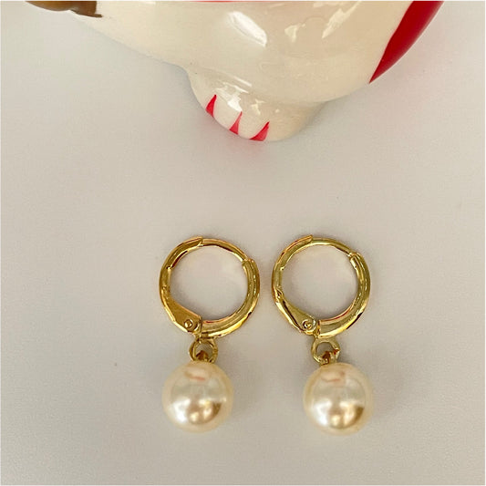 XO169 Aro Argolla Articulada 10 mm y Perla 8 mm Aro Baño Oro Aros Bañados en Oro y Plata hecho de Bronce Bañado en Oro 18K