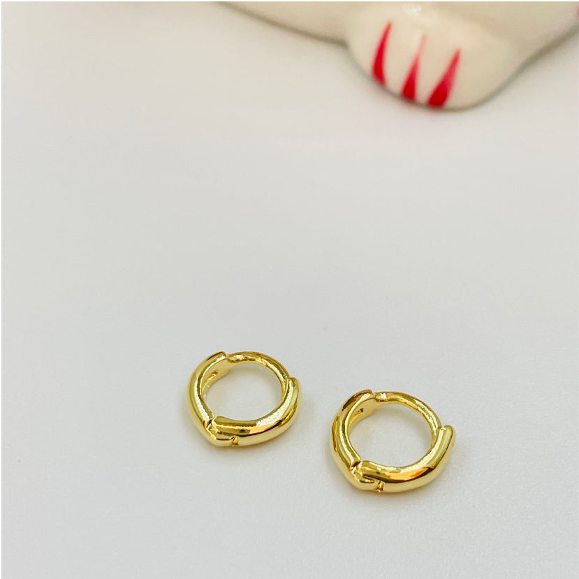 XO176 Argolla Presión 9 mm Aro Baño Oro Aros Bañados en Oro y Plata hecho de Bronce Bañado en Oro 18K