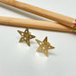 XO228 Aro Estrella y Mini Estrellas Caladas 18x18 mm Aro Baño Oro Aros Bañados hecho de Bronce Bañado en Oro 18K Joyas Bañadas en Oro