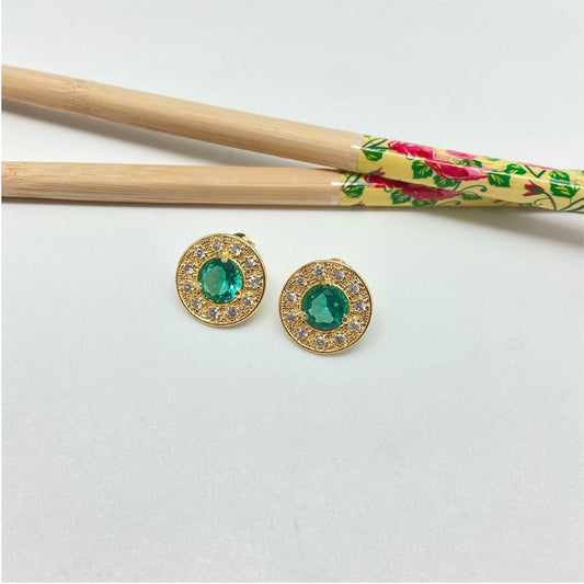 XO234 Aro Circón Central verde turmalina y borde con circones cristal Diá. 17 mm Aro Baño Oro Aros Bañados hecho de Bronce Bañado en Oro 18K Joyas Bañadas en Oro