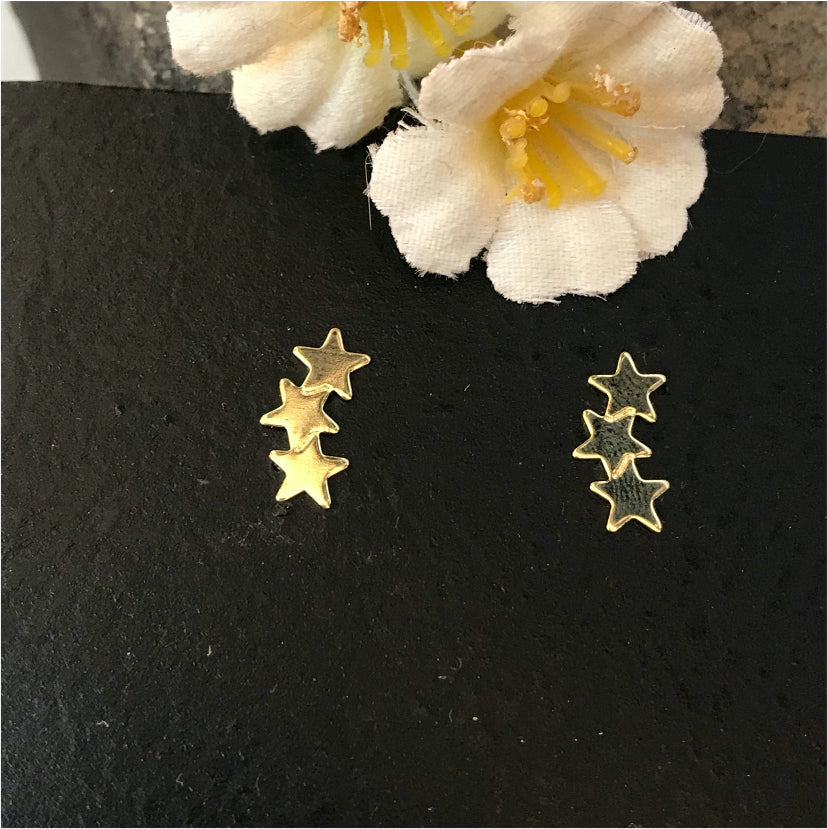 XO43 Estrella Triple 13 mm Aro Baño Oro Aros Bañados en Oro y Plata hecho de Bronce Bañado en Oro 18K