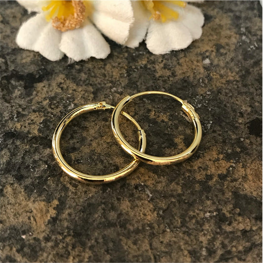XO54 Argolla 13 mm Aro Baño Oro Aros Bañados en Oro y Plata hecho de Bronce Bañado en Oro 18K