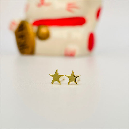 XO93 Aro Estrella Gordita 6 mm Aro Baño Oro Aros Bañados en Oro y Plata hecho de Bronce Bañado en Oro 18K