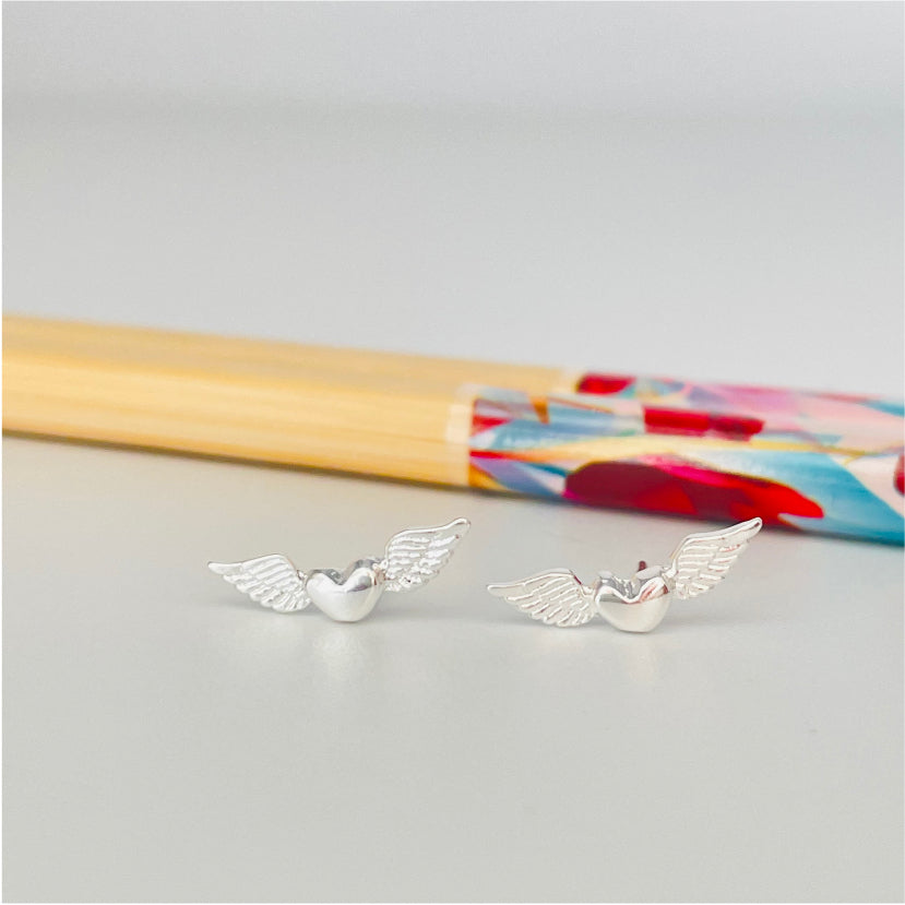 XP210 Aro Corazón Alitas 6x15 mm Aro Baño Plata Aros Bañados en Oro y Plata hecho de Bronce Bañado en Plata 50 ml Joyas Bañadas en Plata