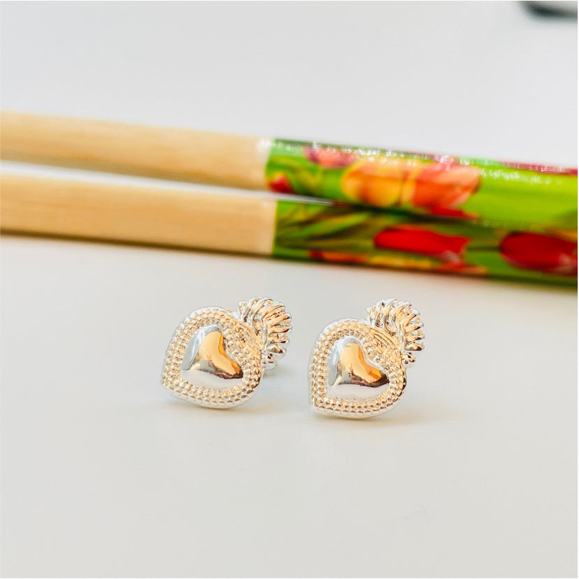 XP53 Aro Detente Sagrado Corazón 14x9 mm Aro Baño Plata Aros Bañados en Oro y Plata hecho de Bronce Bañado en Plata 50 ml Joyas Bañadas en Plata
