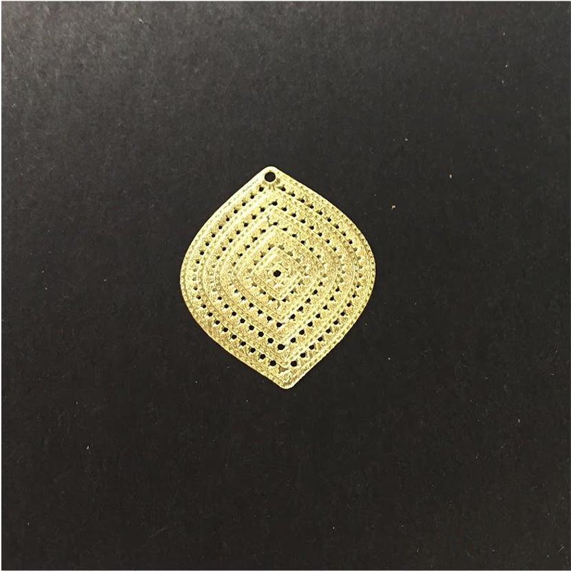FO288 26 mm 1 perforación Figura Baño Oro Figuras Bañadas en Oro y Plata hecho de Bronce Bañado en Oro 18K