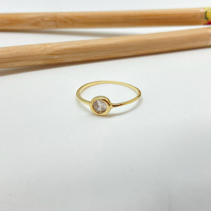 WO58 Anillo solitario circon cristal 5 mm argolla 1 mm espesor Anillo Baño Oro Anillos Bañados hecho de Bronce Bañado en Oro 18K Joyas Bañadas en Oro