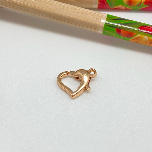 AO111 Mosquetón Corazón 10 mm más argollita Accesorio Baño Oro Accesorios Bañados hecho de Bronce Bañado en Oro 18K Joyas Bañadas en Oro